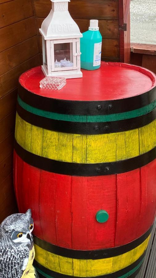 Heatherbrae Cosy Wooden Pod カイル・オブ・ロカルシュ エクステリア 写真
